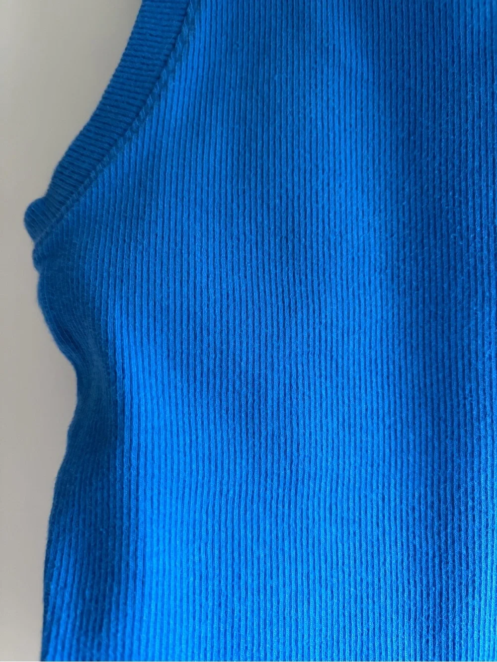HOLLISTER - Royal Blue Ribbed Tank Top - Picture 3 of 4